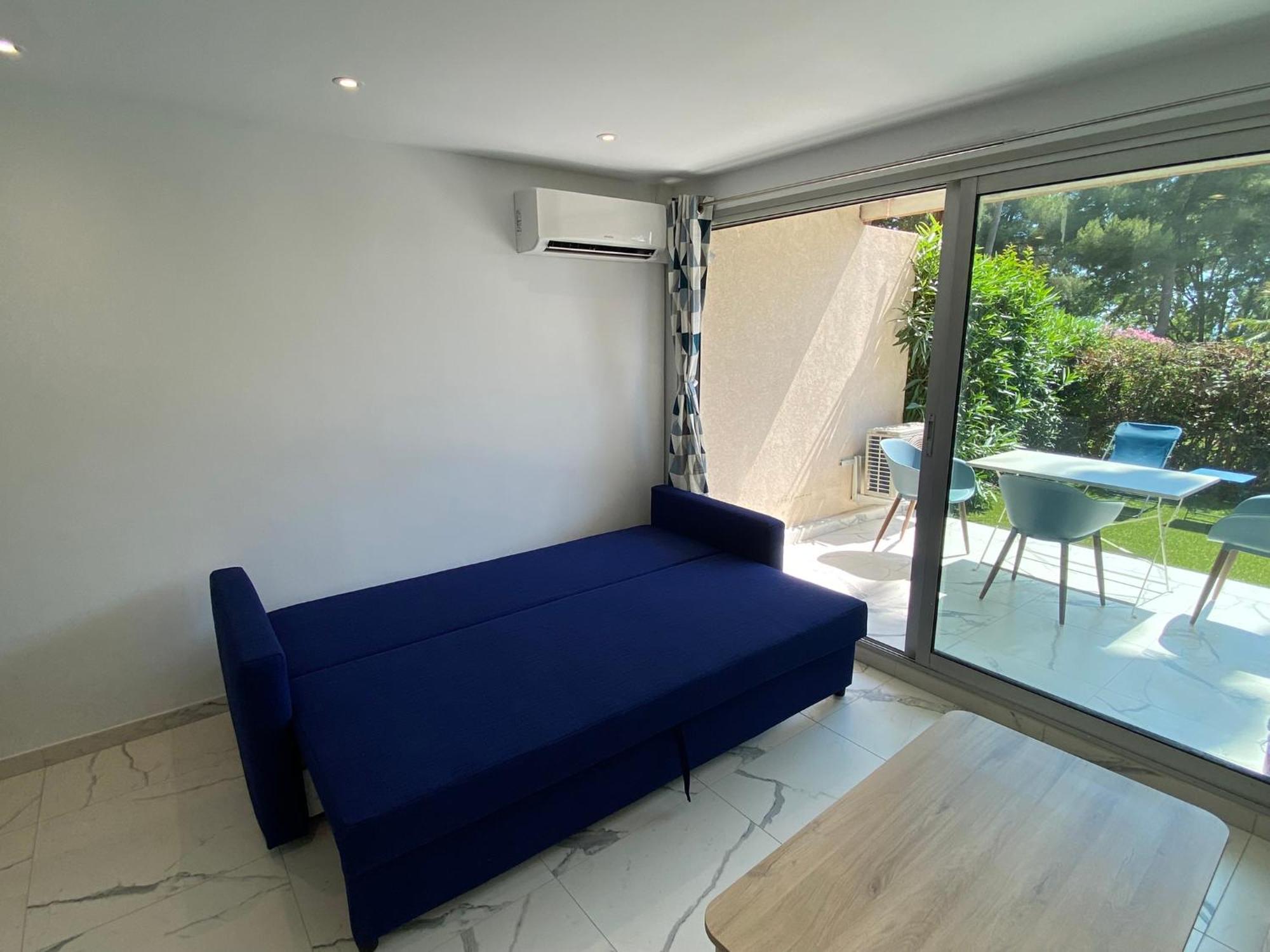 Appartement Face Mer Et Port Santa Lucia Climatise Et Wifi Saint-Raphaël Exteriör bild