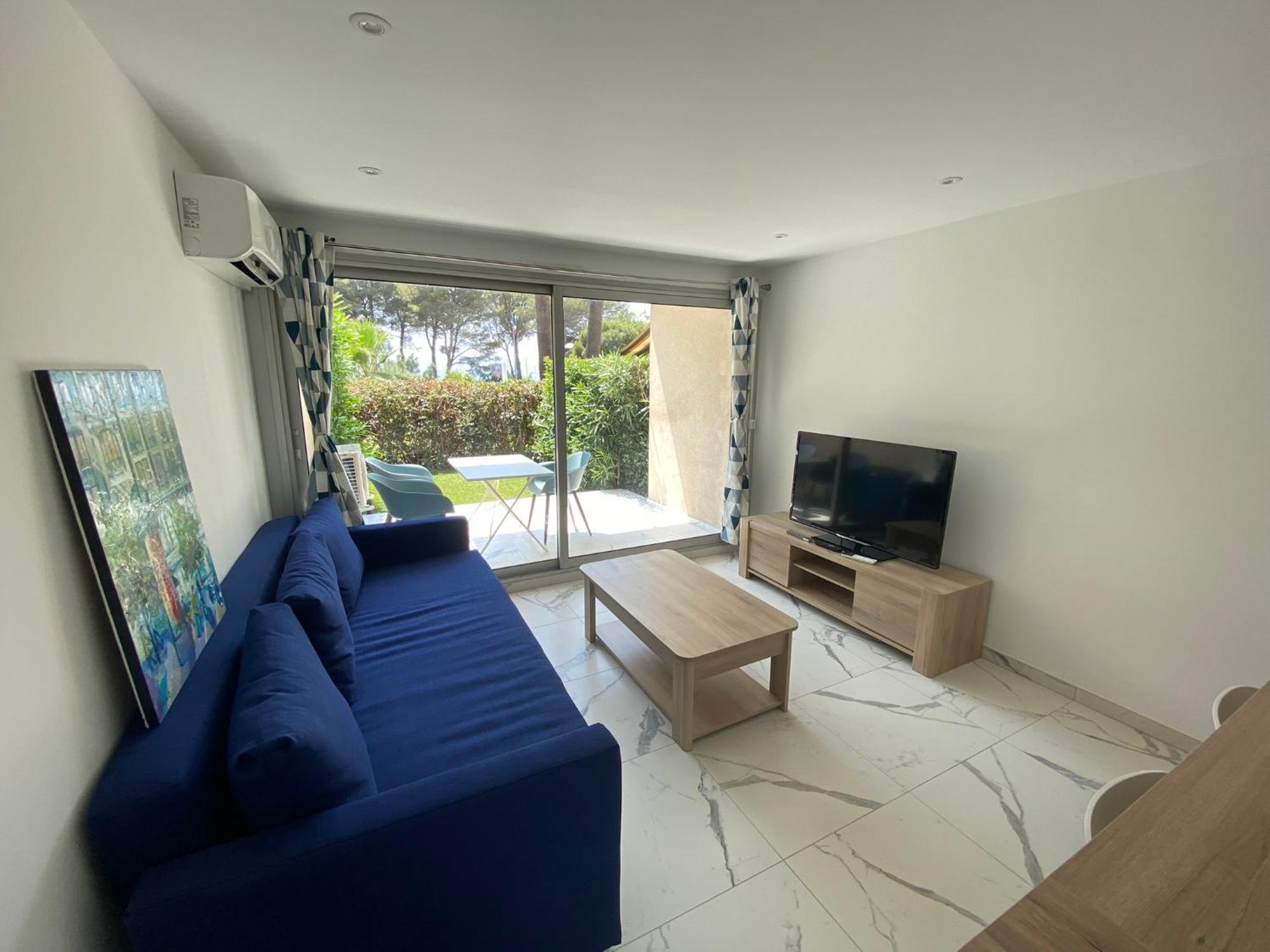 Appartement Face Mer Et Port Santa Lucia Climatise Et Wifi Saint-Raphaël Exteriör bild